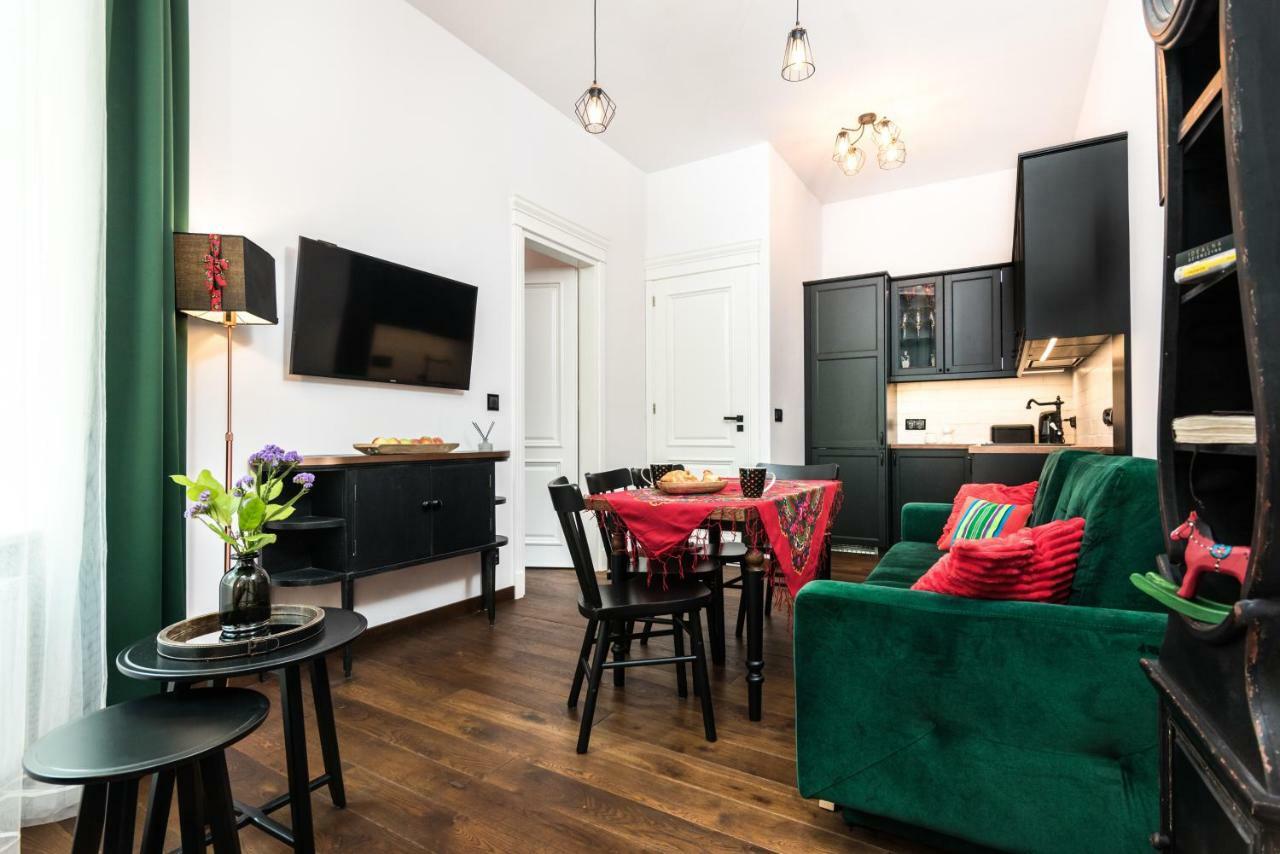 Wooden Horse - New Apartment - Old Town 크라쿠프 외부 사진